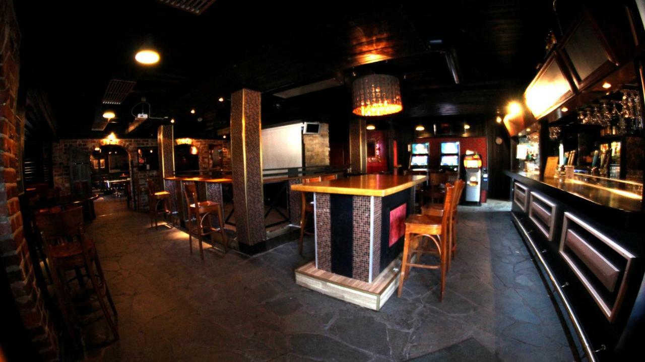 Hotelli Marilyn Harjavalta Exterior foto